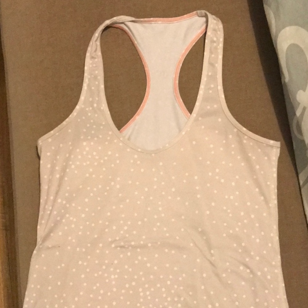 Lululemon workout top
